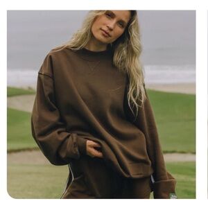 Daily Drills Coco oversized vintage crew